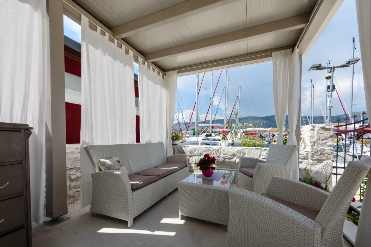 Studio Tironi 2 -Sonja Lägenhet Trogir Exteriör bild